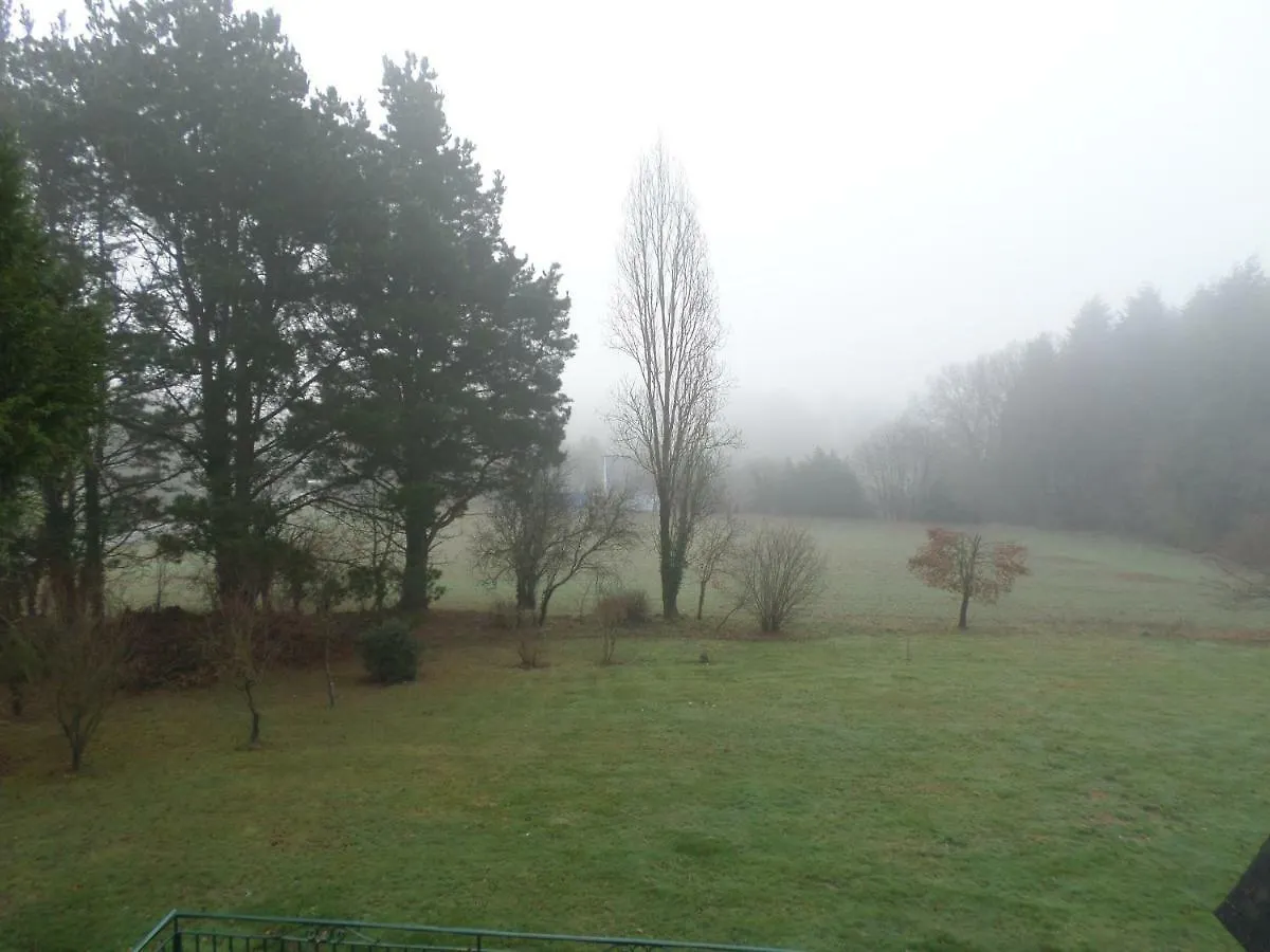 Homestay Terheson Apartment Chevaigne