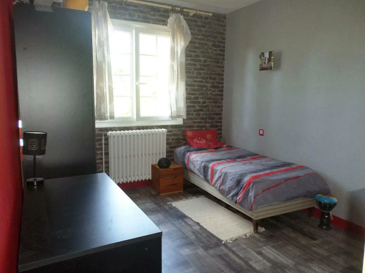 Terheson Apartment Chevaigne 0*,
